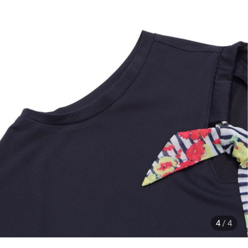 👚上衣:FANTOM ✅尺寸: 上衣95, 相當於M size ✅顏色:高球品牌,但也能當休閒服,藍色上衣領巾很有特色 共有紅、藍兩色 ✅全新,上衣全新,無吊牌 ✅售價: 上衣:580含運-2