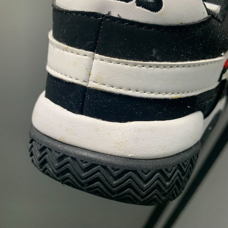 【余皓然私服】FILA 黑白撞色休閒鞋-5