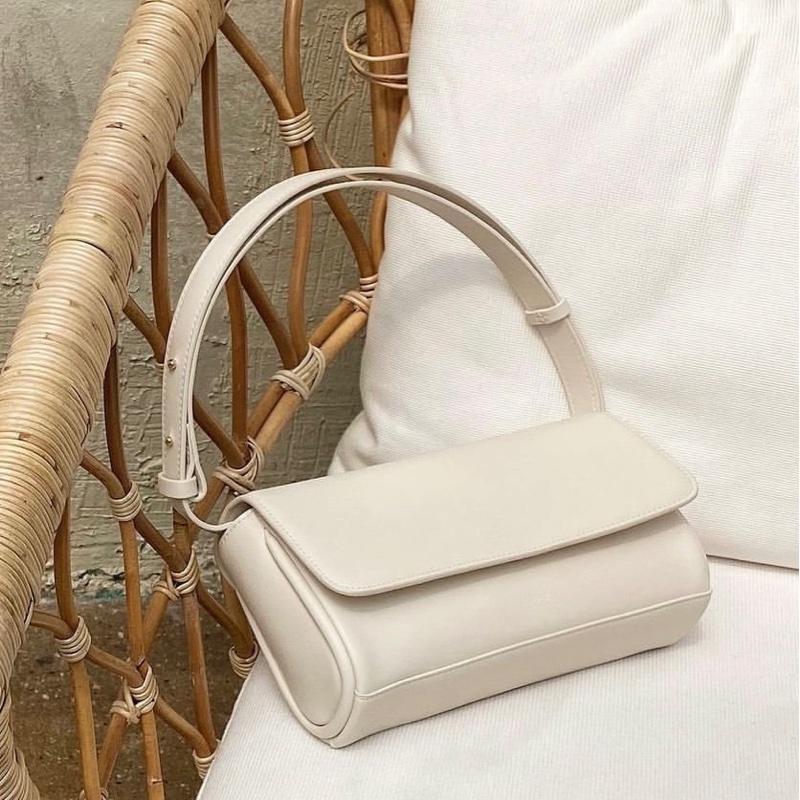 韓國 STAND OIL 奶油色腋下包-0