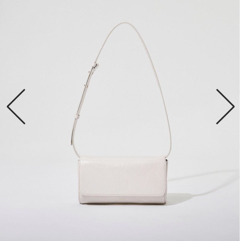 韓國 STAND OIL 奶油色腋下包-1