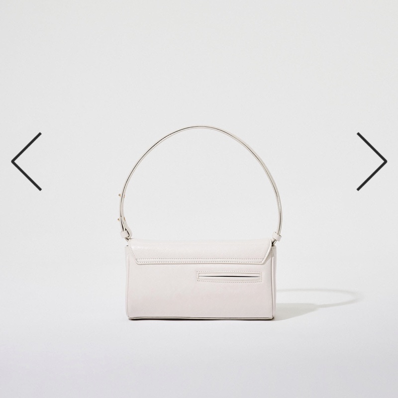 韓國 STAND OIL 奶油色腋下包-2