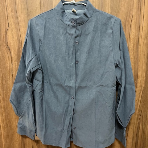 牛仔藍襯衫