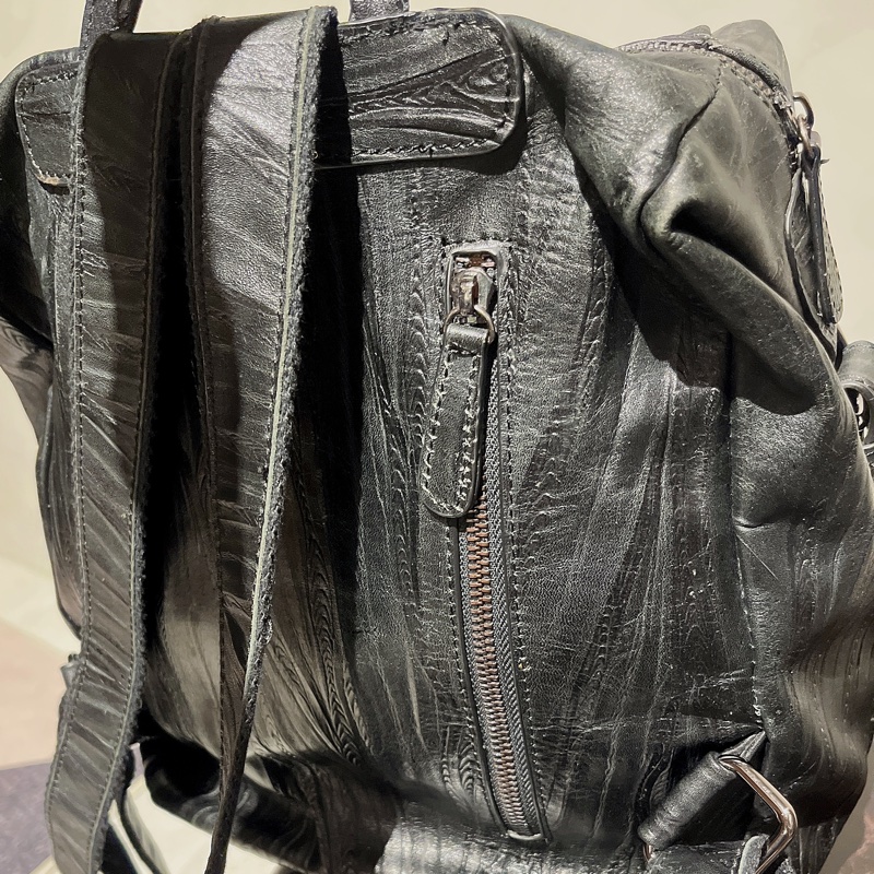 正牛皮壓樹葉紋少見手工包、真皮後背包、台灣師傅文創手作包-2