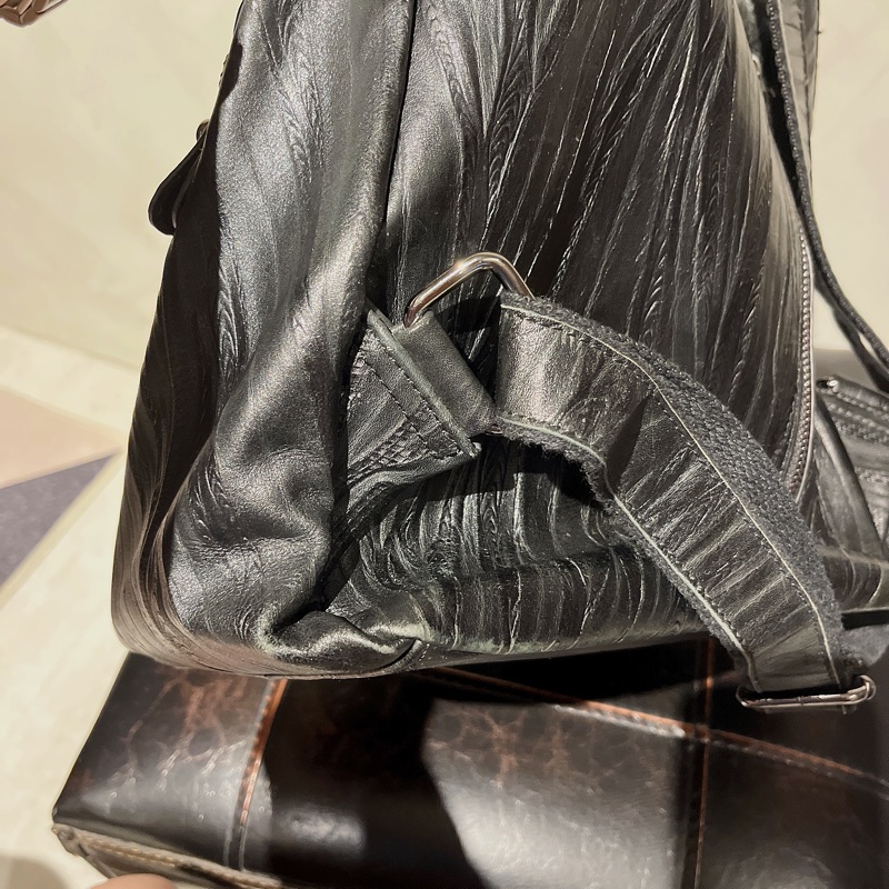 正牛皮壓樹葉紋少見手工包、真皮後背包、台灣師傅文創手作包-5