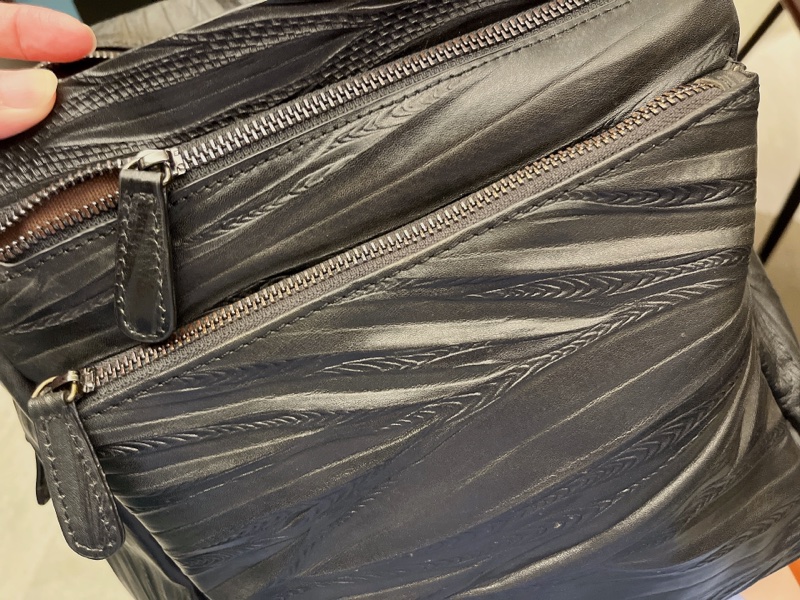 正牛皮壓樹葉紋少見手工包、真皮後背包、台灣師傅文創手作包-7