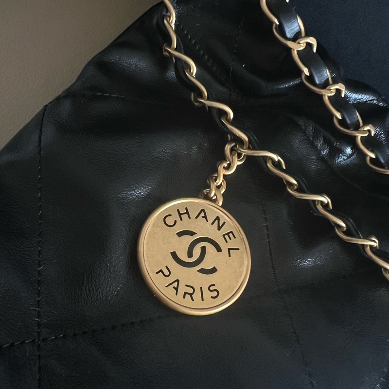 爆款chanel 22 bag 中號 黑底白字-3