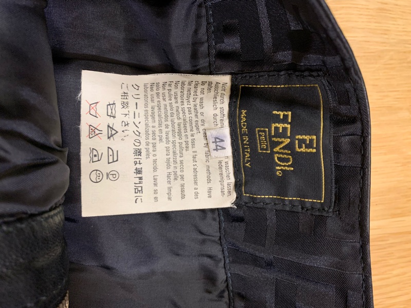 Fendi 黑色老花皮裙-1