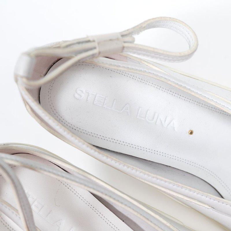 【劉品言私服】STELLA LUNA 白色尖頭高跟鞋-4