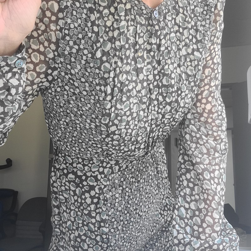 Burberry 名牌絲質百摺胸口洋裝（正品！！！）-1