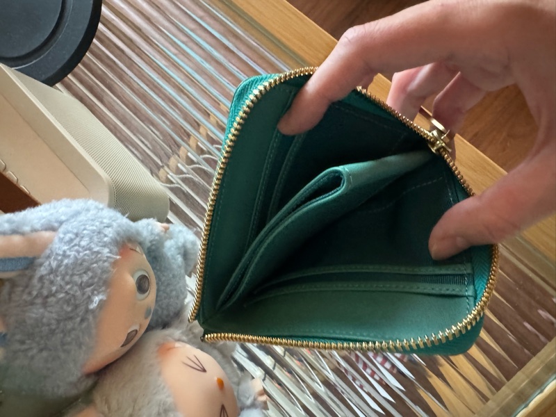 🏷️ Agnes B Voyage  湖水綠卡夾拉鍊錢包-15