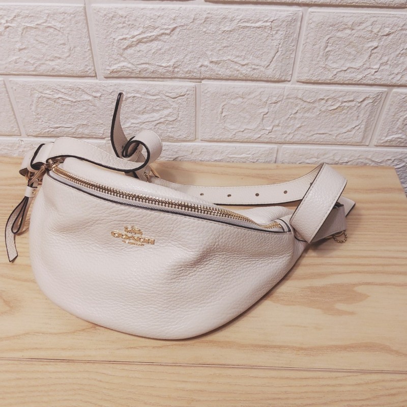 Coach 女版 腰包 可斜揹胸前 奶油白色 荔枝紋-0