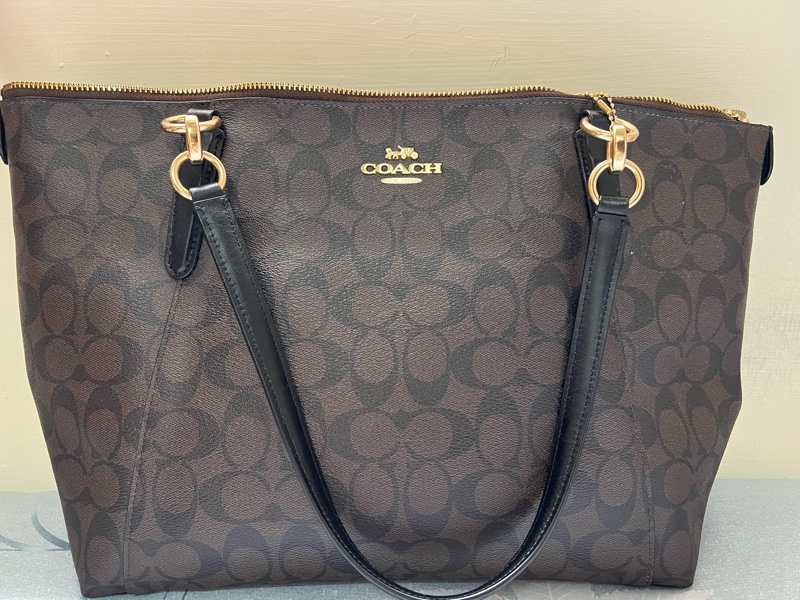 coach老花托特包-0