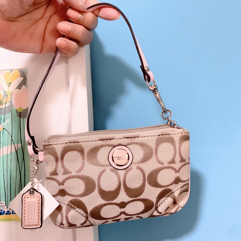 COACH 經典圓標 logo滿版織布小手拿 正品-0