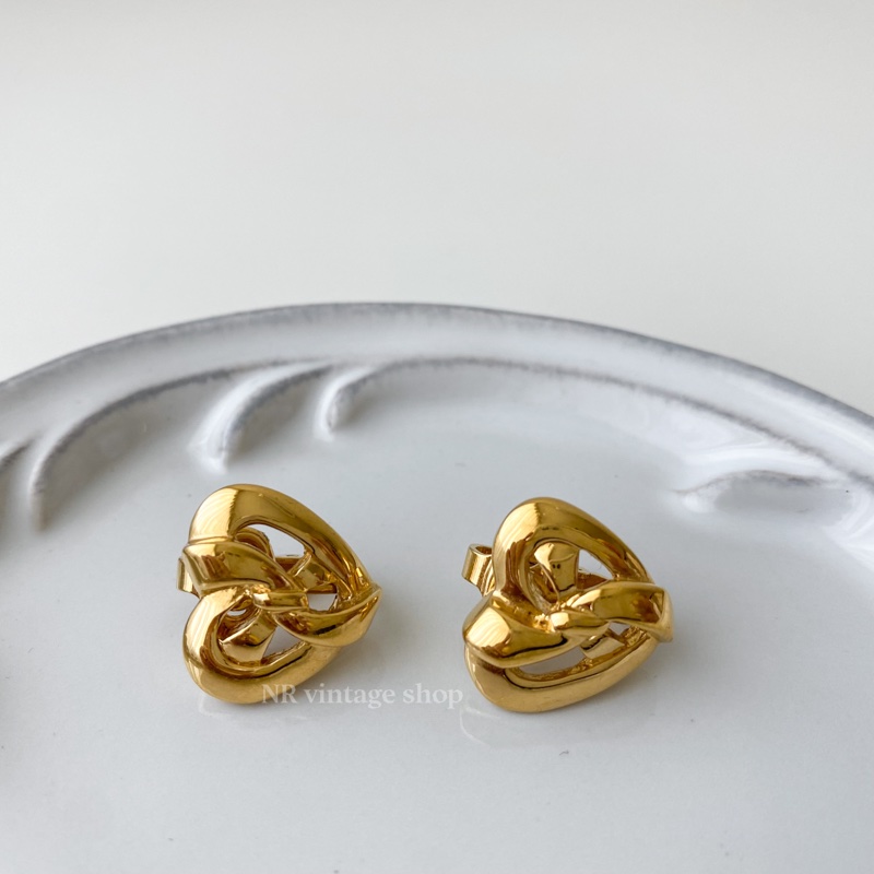 NINA RICCI 愛心緞帶耳夾-1