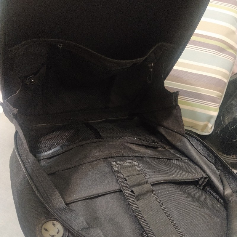 Lojel硬殼子母後背包-6