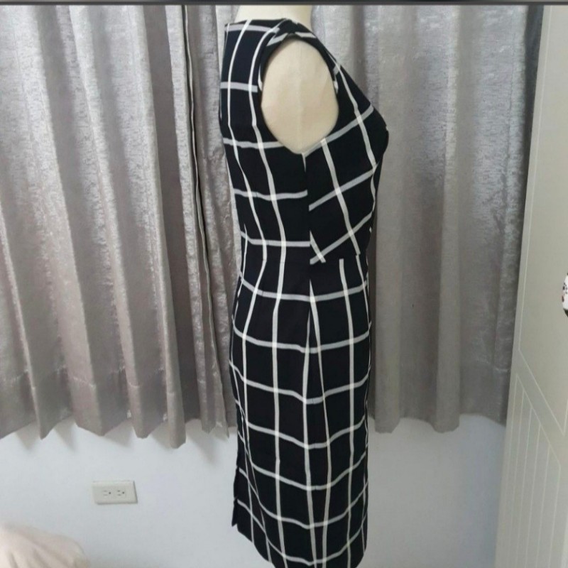 倫敦品牌KAREN MILLEN洋裝-4