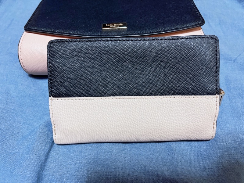 8成新  kate spade 中短夾 拼接色  杏色  黑色  二手-2