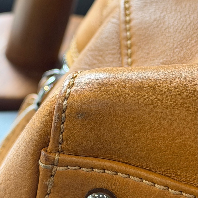 CHANEL 大logo小牛皮手提肩背包(牛奶糖色)_展示品  CH19000007-4