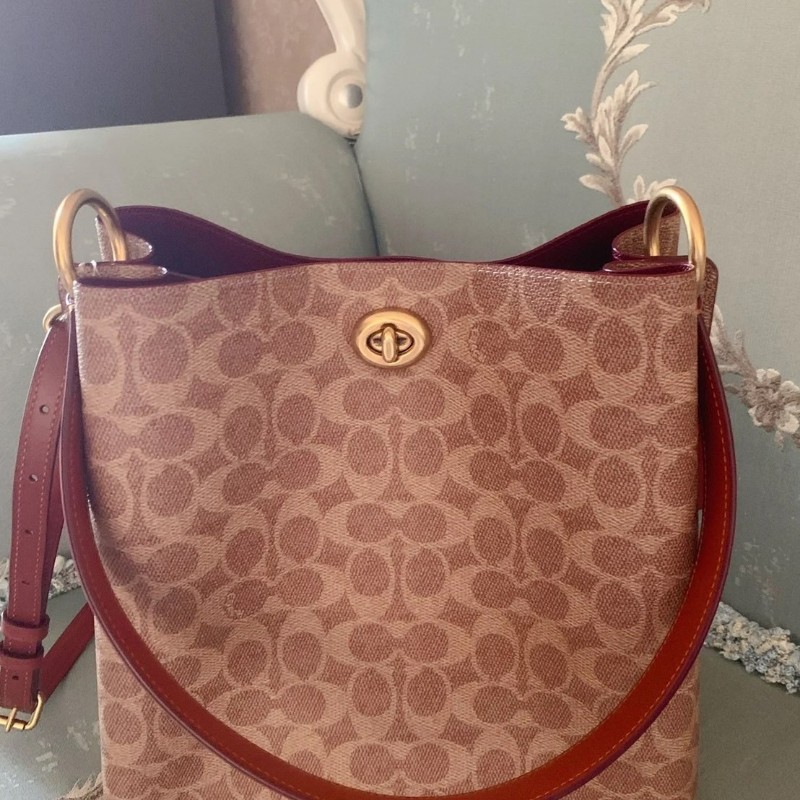 coach經典款包包-0