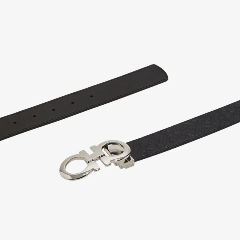 【全新品】Salvatore Ferragamo 銀扣滿版壓印LOGO皮帶-黑-1