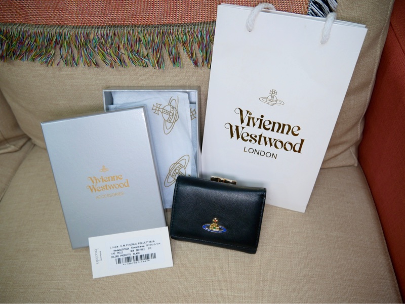 Vivienne Westwood 皮革短夾 黑 有零錢格-6