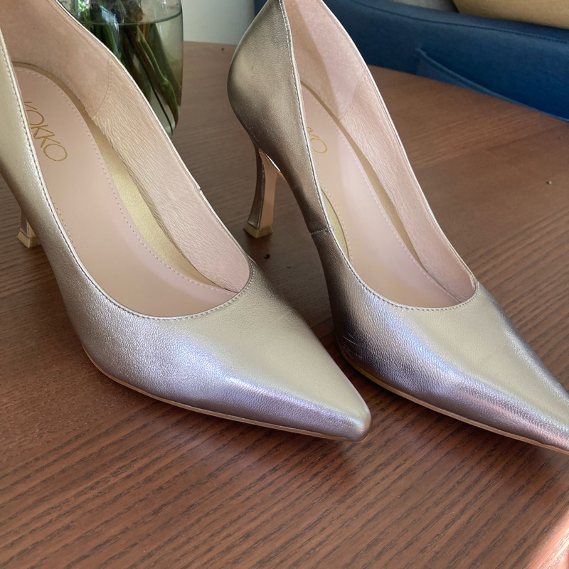 柔軟手感綿羊皮尖頭細高跟鞋(璀璨金)-1