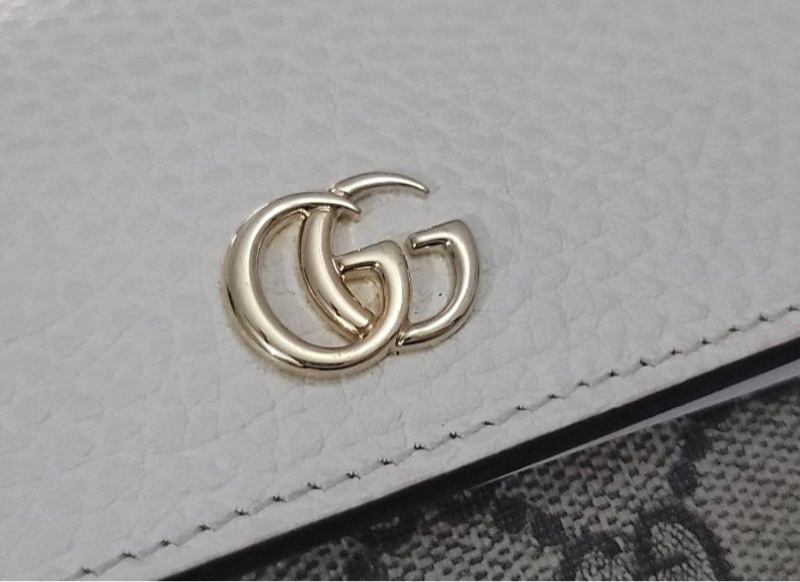 Gucci 白滿版LOGO 長夾（專櫃購入）-4