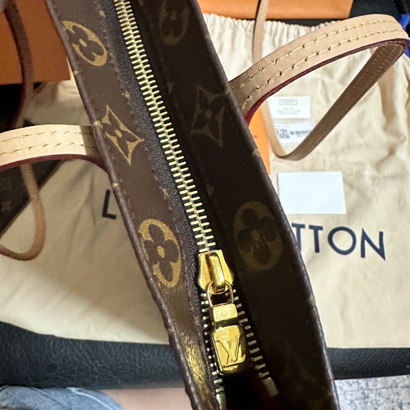 全新LV carry it包-8