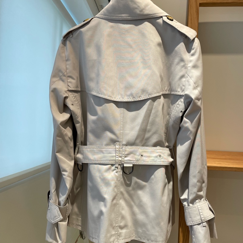 Burberry短版風衣尺寸UK8/USA6-9