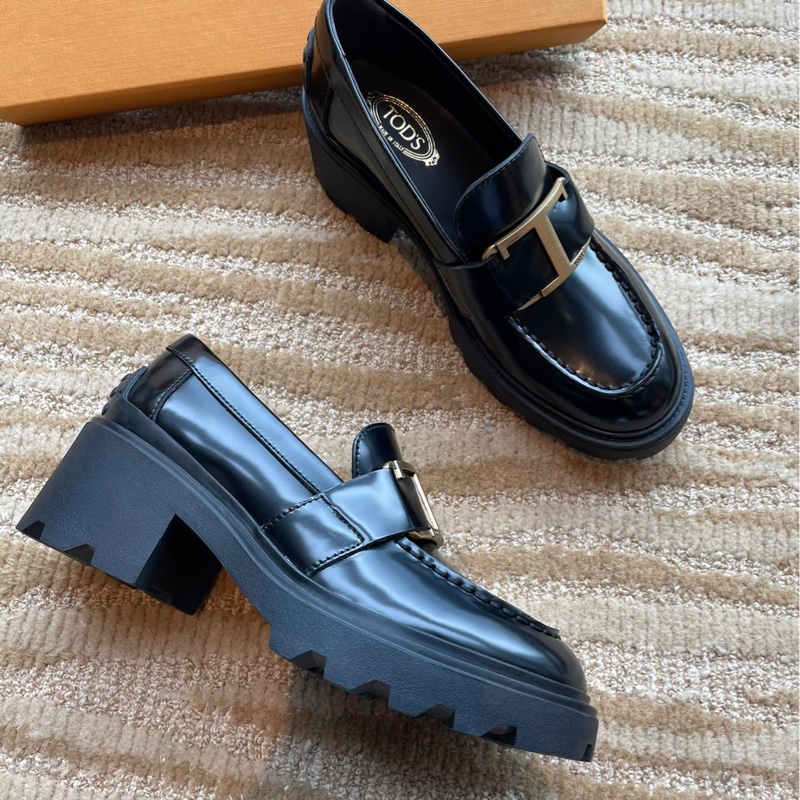 TOD's經典樂福鞋 39號（全新僅試穿）TOD’s loafers 厚底樂福鞋 皮鞋 真皮皮鞋 黑色皮鞋-1
