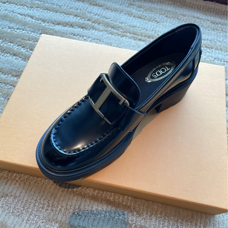 TOD's經典樂福鞋 39號（全新僅試穿）TOD’s loafers 厚底樂福鞋 皮鞋 真皮皮鞋 黑色皮鞋-3