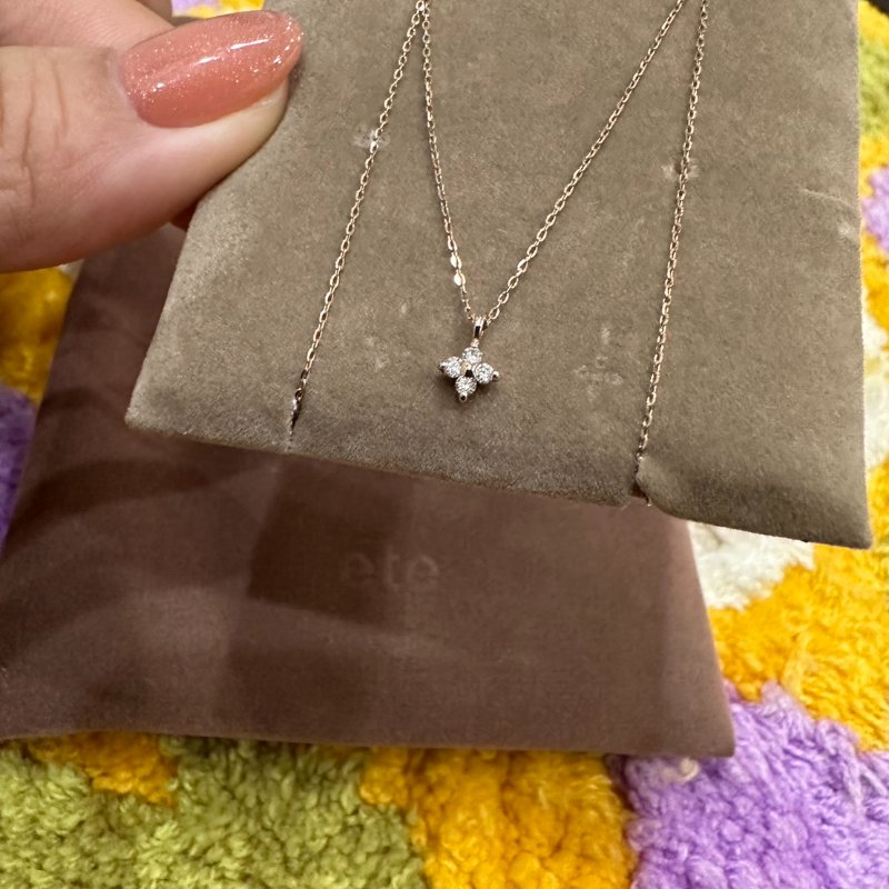 ete K18MPG 璀璨小花鑽石項鍊-1