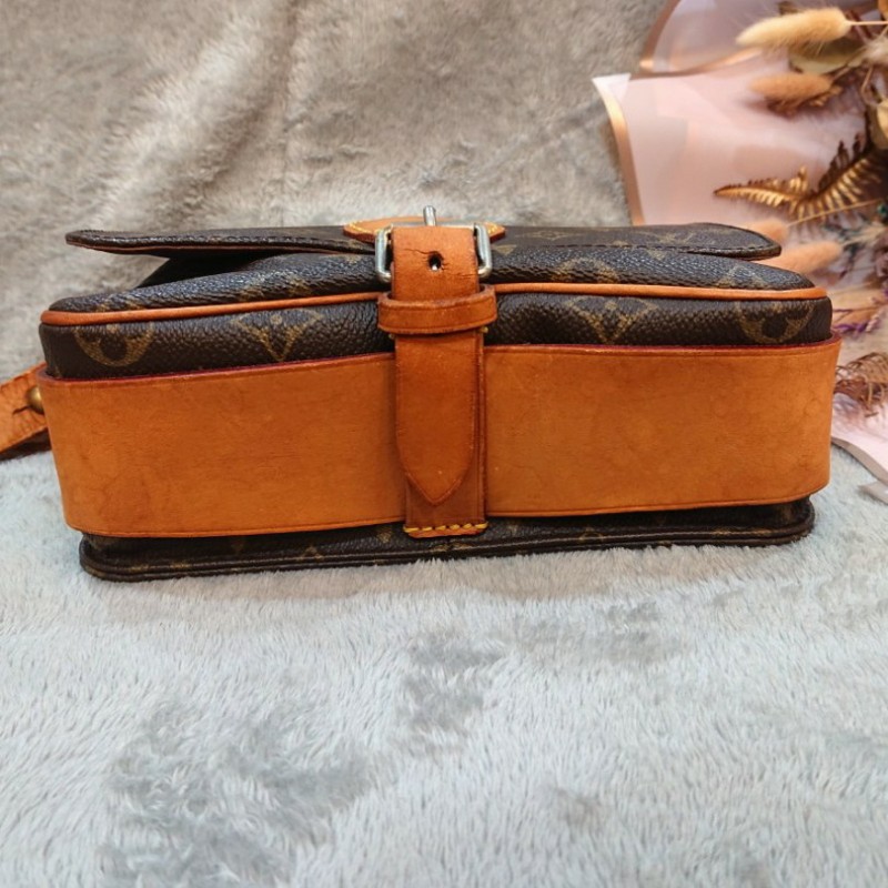 💕【二手】LV 真品 泫雅同款 老花馬鞍包 /絕版古董/復古包-7