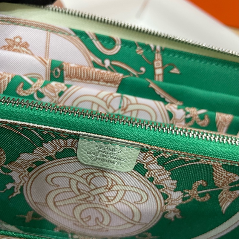 Hermès 氣泡綠絲巾長夾-5