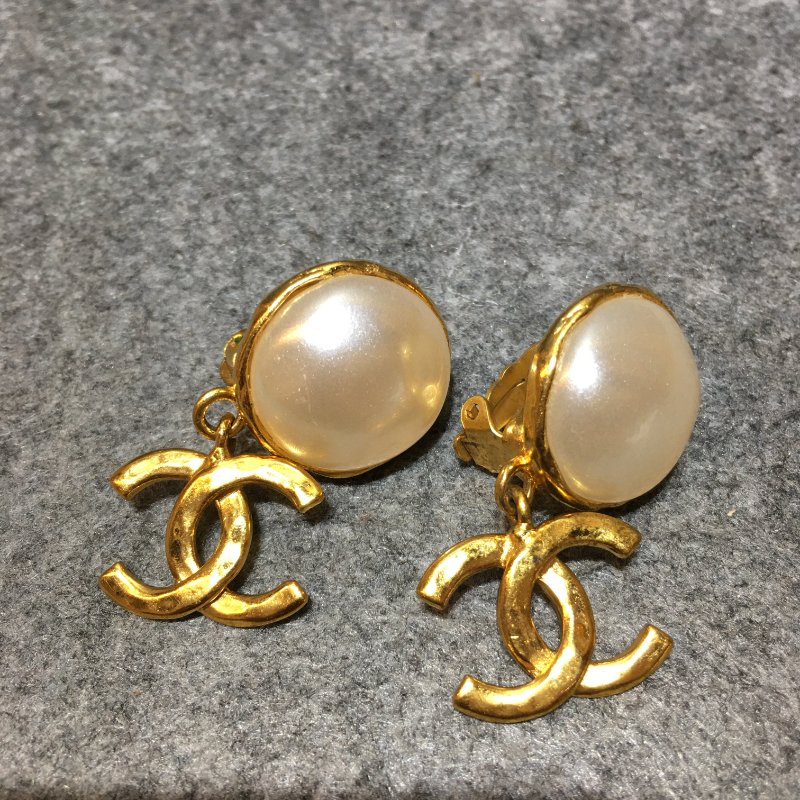 CHAENL 香奈兒VINTAGE 金色半圓珍珠雙C垂墜耳環/耳夾/配件-3