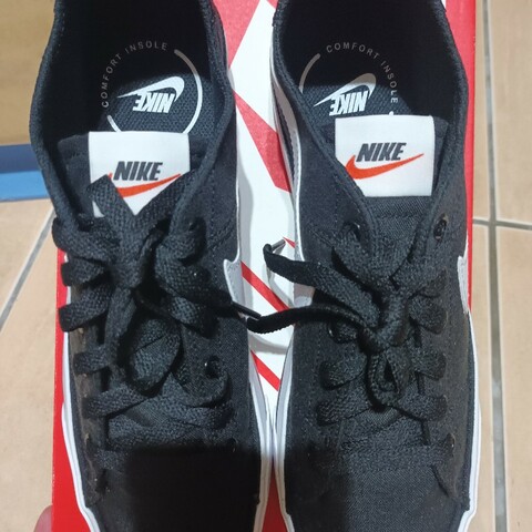 Nike休閒鞋