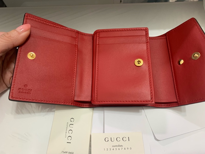 Gucci全新短夾-3
