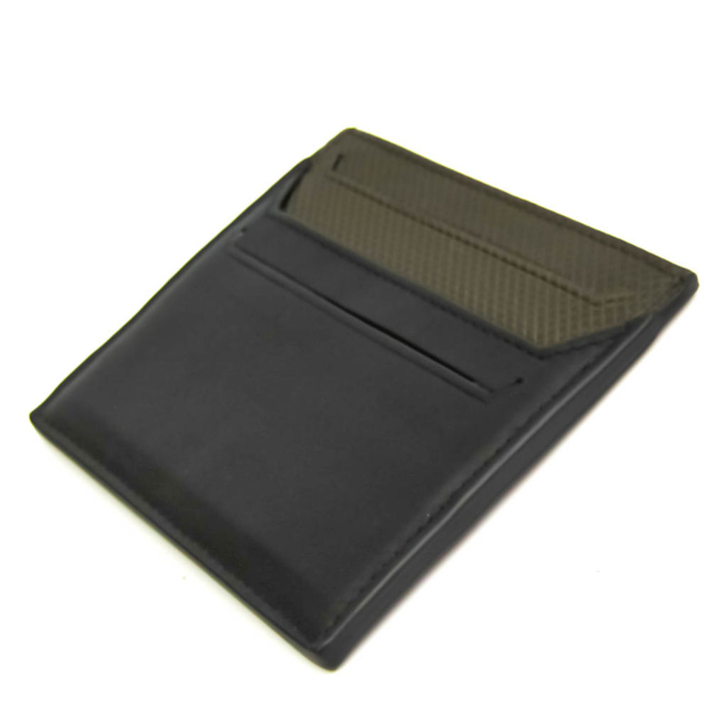 【日本直送】Bottega Veneta 皮革卡包 黑色,卡其色-1