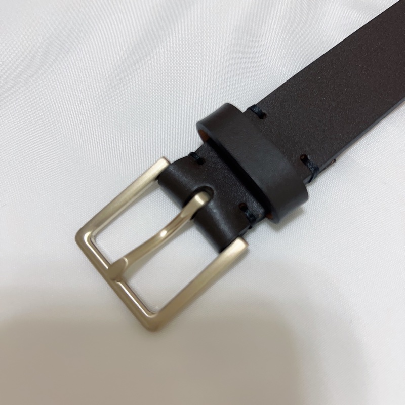 《近新》UNIQLO 女純正牛皮皮帶M/ 「深咖啡色」基本經典款 素雅 舒適百搭 真皮耐用 原價990省$402-0