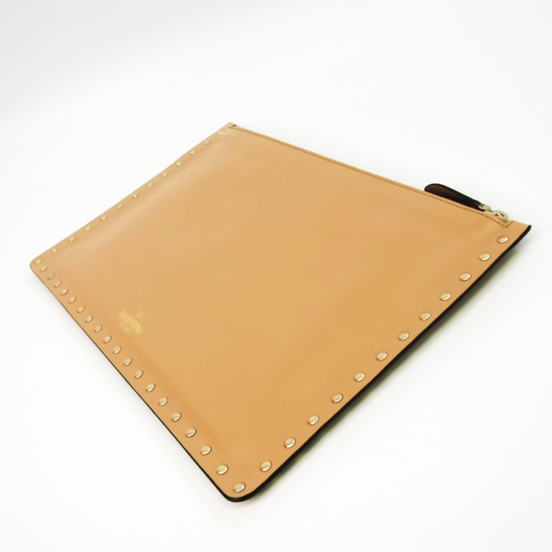 【日本直送】Valentino Garavani Lock 男式、女式皮革鉚釘手拿包米色-1