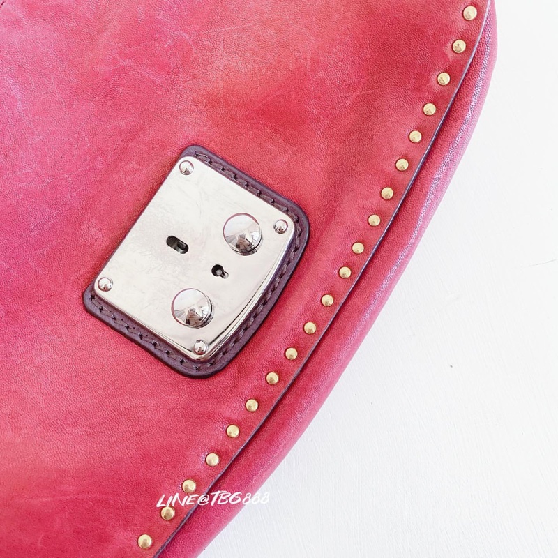 Miu Miu 鉚釘撞色包-5