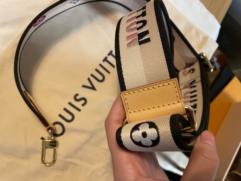 Lv speedy20 寬肩帶-4