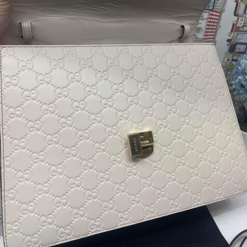 Gucci Sylvie系列中號手提包，皮革肩帶-5