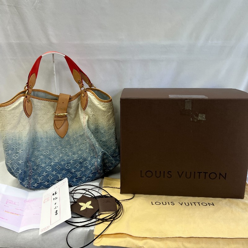 LOUIS VUITTON M40414-4