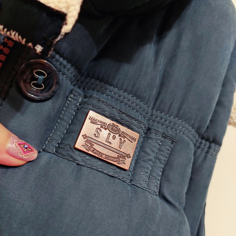 SLY 品牌 霧霾藍連帽厚舖棉背心-6