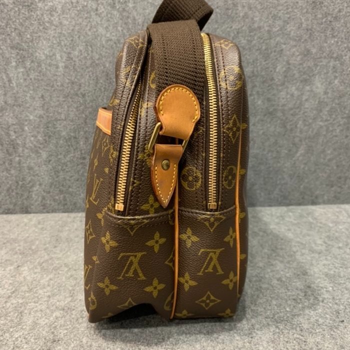 Louis Vuitton LV 老花字紋 大款記者包 斜背包/肩背包/男包-2