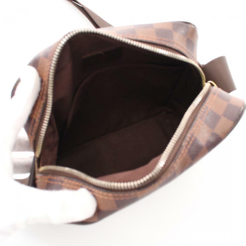 【日本直送】中古LOUIS VUITTON 9成新 Olav PM 烏黑色棋盤格 肩包 PVC 真皮 棕色-2