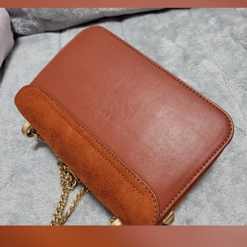 Charles&Keith小ck絨面編織鍊條小方包-3