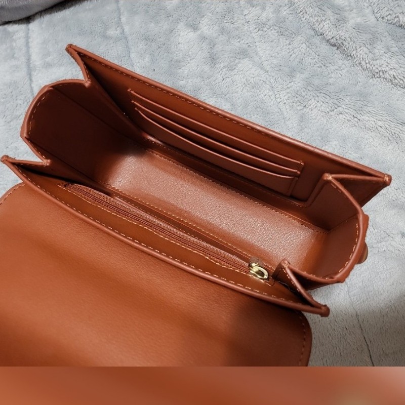 Charles&Keith小ck絨面編織鍊條小方包-5