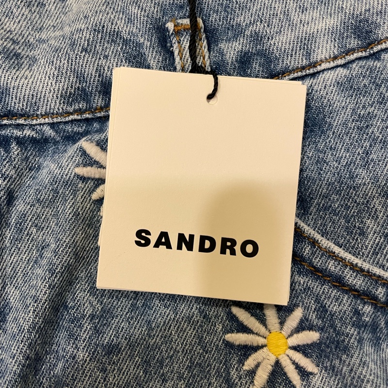 全新法國時尚品牌Sandro刺繡雛菊高腰牛仔短褲-3